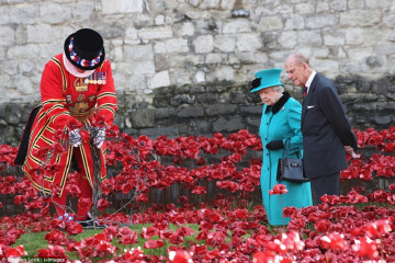 Queen Elizabeth ll  фото №766768