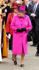 Queen Elizabeth ll  фото №519035