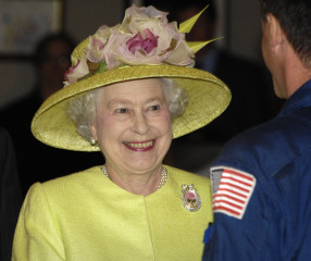 Queen Elizabeth ll  фото №521212