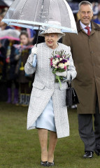 Queen Elizabeth ll  фото №519043