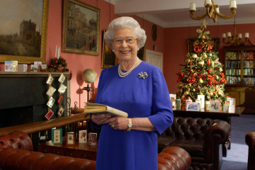 Queen Elizabeth ll  фото №598714