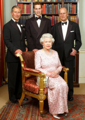 Queen Elizabeth ll  фото №519006