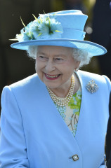Queen Elizabeth ll  фото №519004