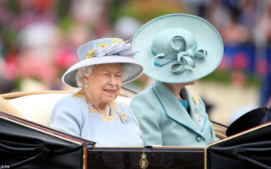 Queen Elizabeth ll  фото №1188008