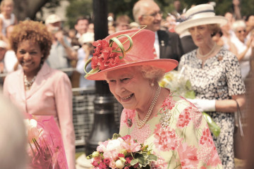 Queen Elizabeth ll  фото №519005