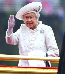 Queen Elizabeth ll  фото №521351