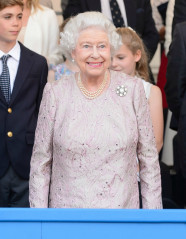 Queen Elizabeth ll  фото №655149