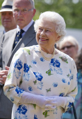 Queen Elizabeth ll  фото №656943
