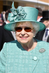 Queen Elizabeth ll  фото №1077225