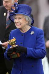Queen Elizabeth ll  фото №647716