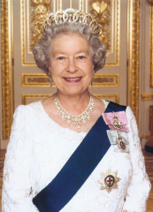 Queen Elizabeth ll  фото №519000