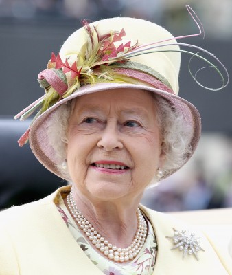 Queen Elizabeth ll  фото №521348