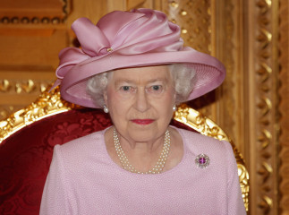 Queen Elizabeth ll  фото №521235