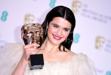 Rachel Weisz – BAFTA 2019 фото №1141498