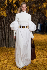  Rebecca Longendyke - Khaite Autumn/Winter 2019 Show in New York фото №1253078