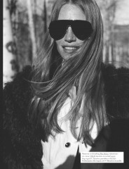 Rebecca Longendyke ~ Harper's Bazaar France February 2024 by Sean Thomas фото №1388314