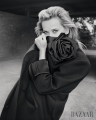 Reese Witherspoon ~ Harpers Bazaar August 2023 фото №1373641