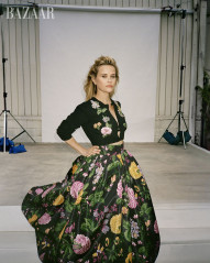 Reese Witherspoon ~ Harpers Bazaar August 2023 фото №1373639