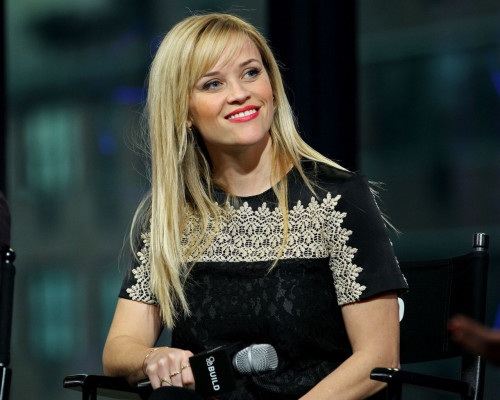 Reese Witherspoon – AOL BUILD to Discuss ‘Sing’ at AOL HQ in New York City  фото №929431
