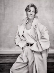 Renee Zellweger – for British Vogue, February 2025 фото №1410579