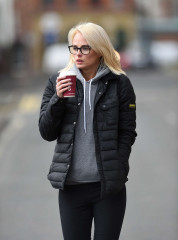 Rhian Sugden out in Manchester фото №944157