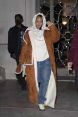 Rihanna - Baby Dior in Paris 03/05/2022 фото №1339871