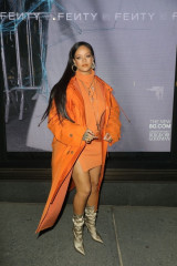 Rihanna - Fenty Launch in New York 02/07/2020 фото №1245698