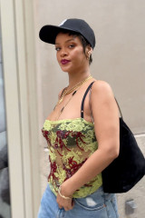 Rihanna - New York 07/07/2021 фото №1301760