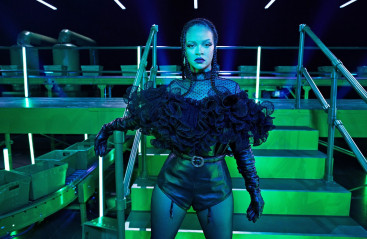 Rihanna - Savage X Fenty Show, Vol. 2 in Los Angeles 09/13/2020 фото №1277120