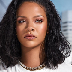 Rihanna - 'Pro Filt'r Hydrating Foundation' Fenty Beauty (2019) фото №1210611