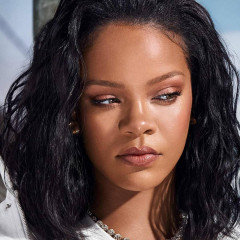 Rihanna - 'Pro Filt'r Hydrating Foundation' Fenty Beauty (2019) фото №1262016