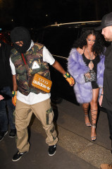 Rihanna - Gucci x Adidas Show After Party at MFW 02/25/2022 фото №1338803