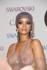 Rihanna фото №1152042