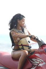 Rihanna фото №1208445