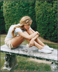 Riley Keough фото