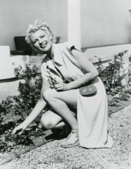 Rita Hayworth фото №645914