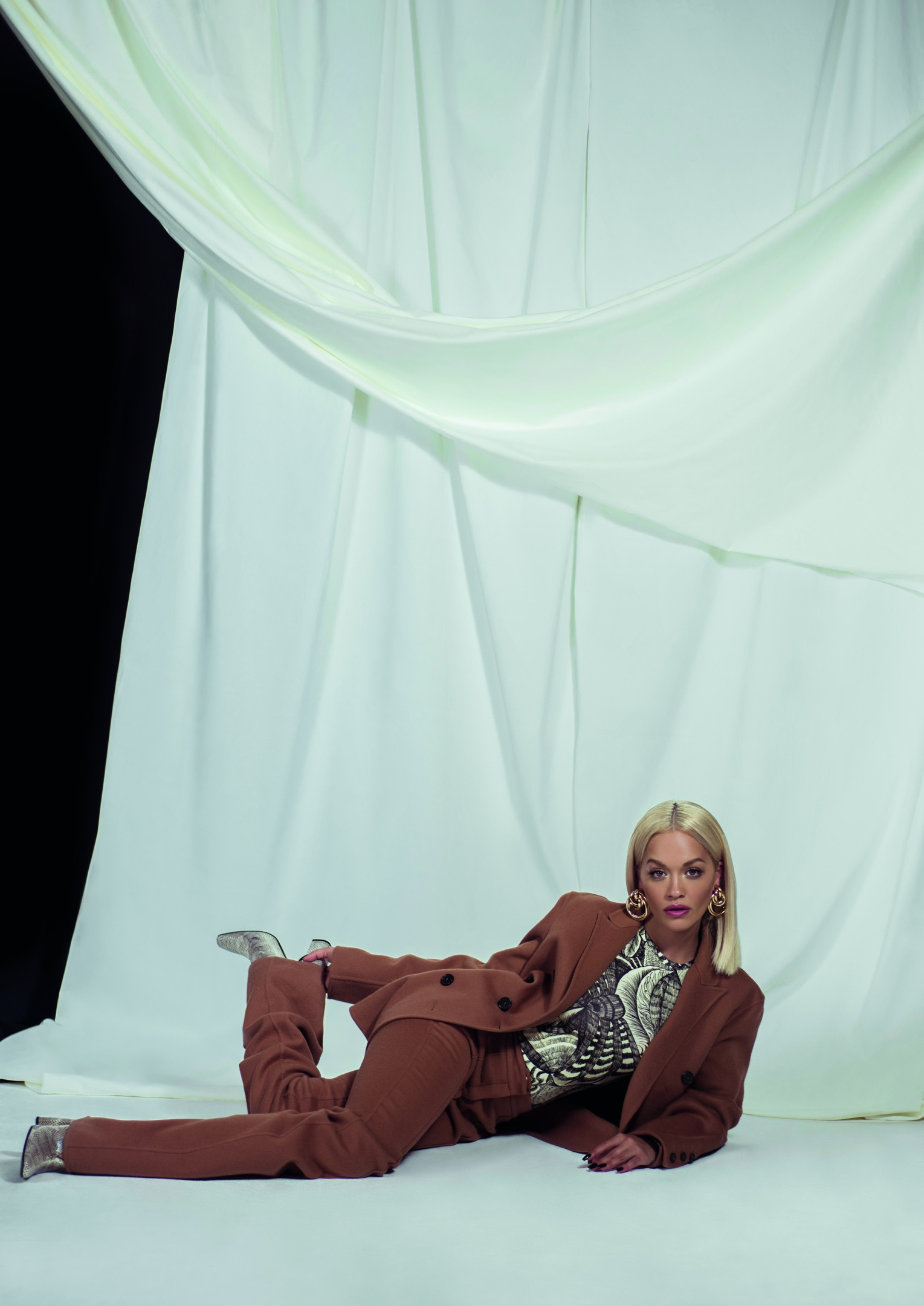Рита Ора - Rita Ora фото №1105139 - Rita Ora - Lofficiel Spain 2018