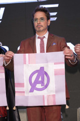 Robert Downey Jr - Avengers Endgame Seoul Press Tour 04/15/2019 фото №1160180