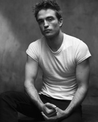 Robert Pattinson - Dior Homme фото №1332282