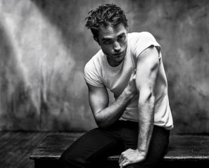 Robert Pattinson - Dior Homme  фото №1332284
