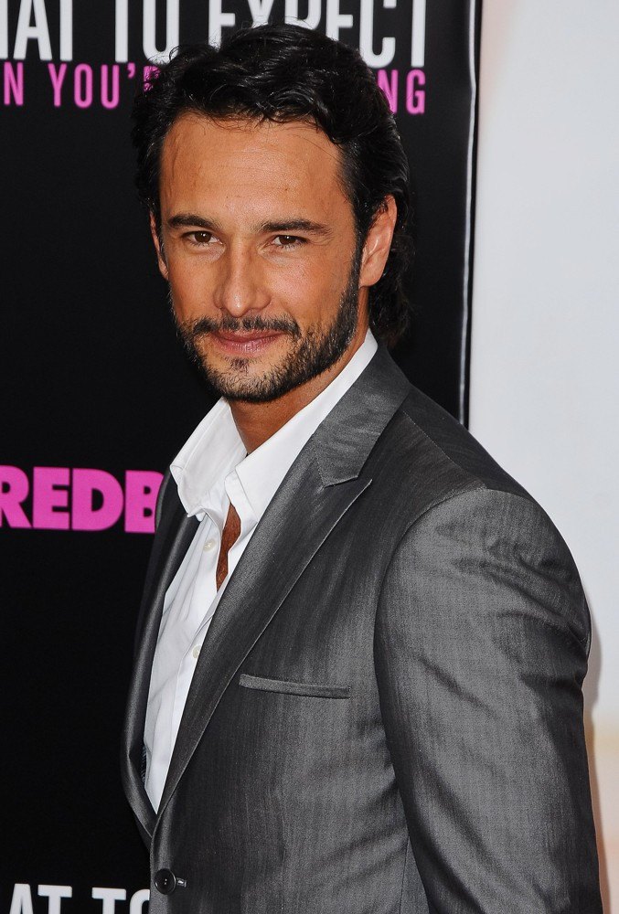 Родриго Санторо (Rodrigo Santoro)