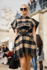 Romee Strijd – Dior Show at Paris Fashion Week 02/25/2020 фото №1248326
