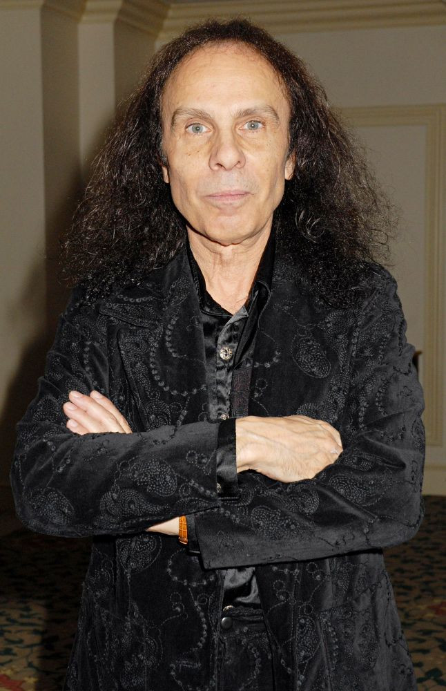 Ронни Джеймс Дио (Ronnie James Dio)