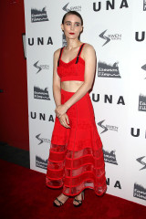 Rooney Mara on Red Carpet – “Una” Screening in NYC фото №1001730