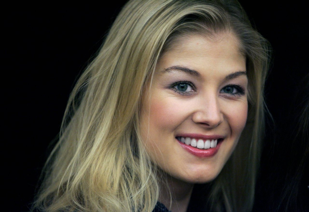 Розамунд Пайк (Rosamund Pike)