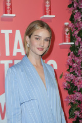 Rosie Huntington-Whiteley - Vital Proteins Celebrates Launch Of Collagen Water фото №1166521