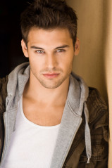 Ryan Guzman - Ian Maxion Photoshoot 2011 фото №998320