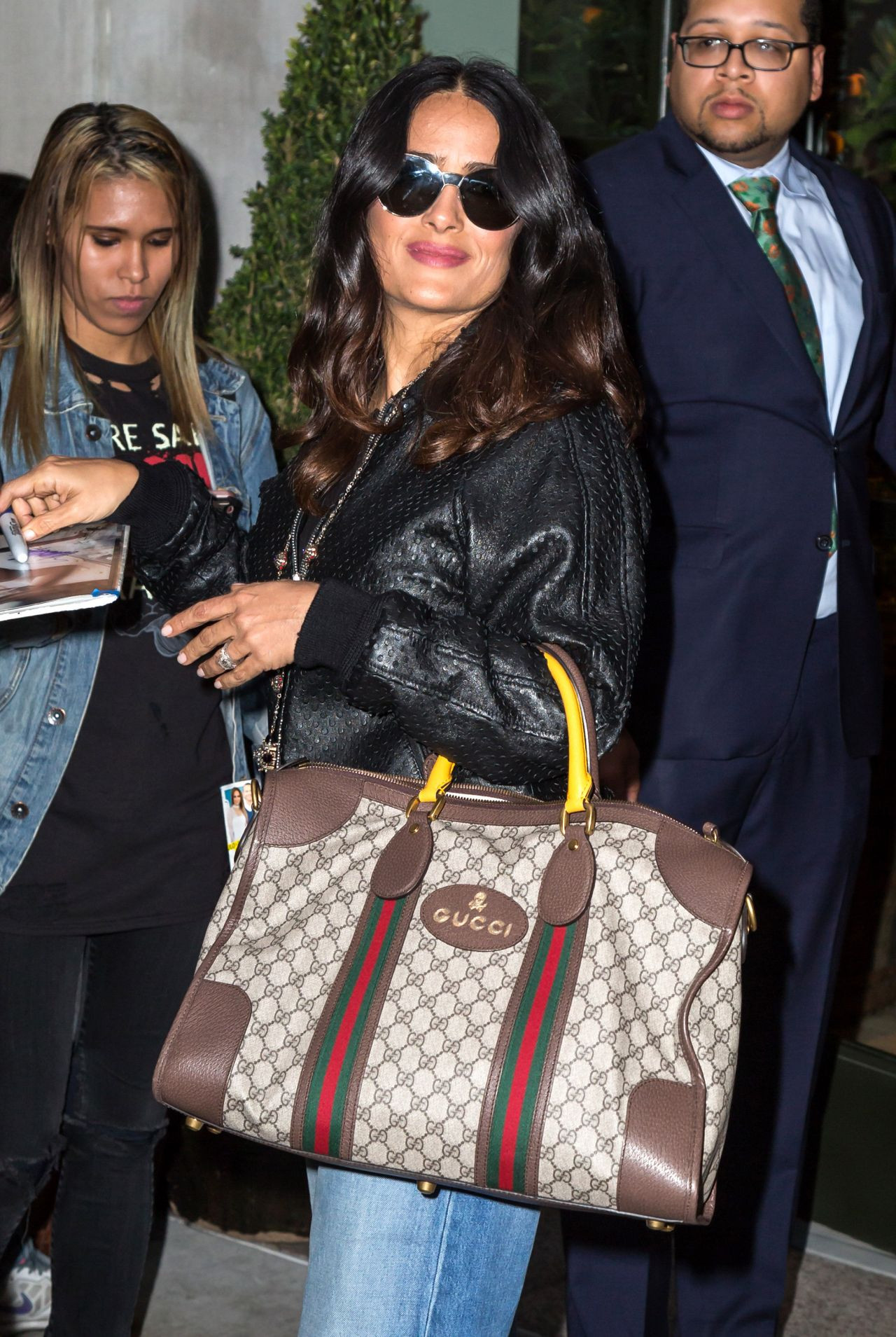 Сальма Хайек - Salma Hayek фото №957545 - Salma Hayek Leaves A Press