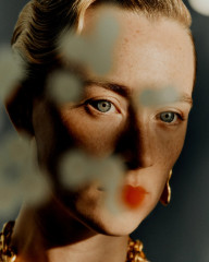 Saoirse Ronan for British VOGUE фото №1406804