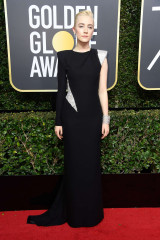 Saoirse Ronan – 2018 Golden Globe Awards in Beverly Hills фото №1028745